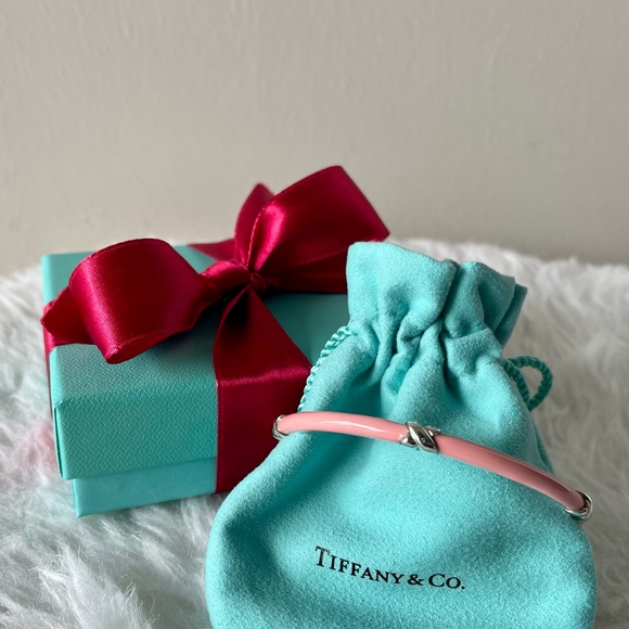 Tiffany and Co. Signature Pink Enamel X Bangle - Picture 6 of 6